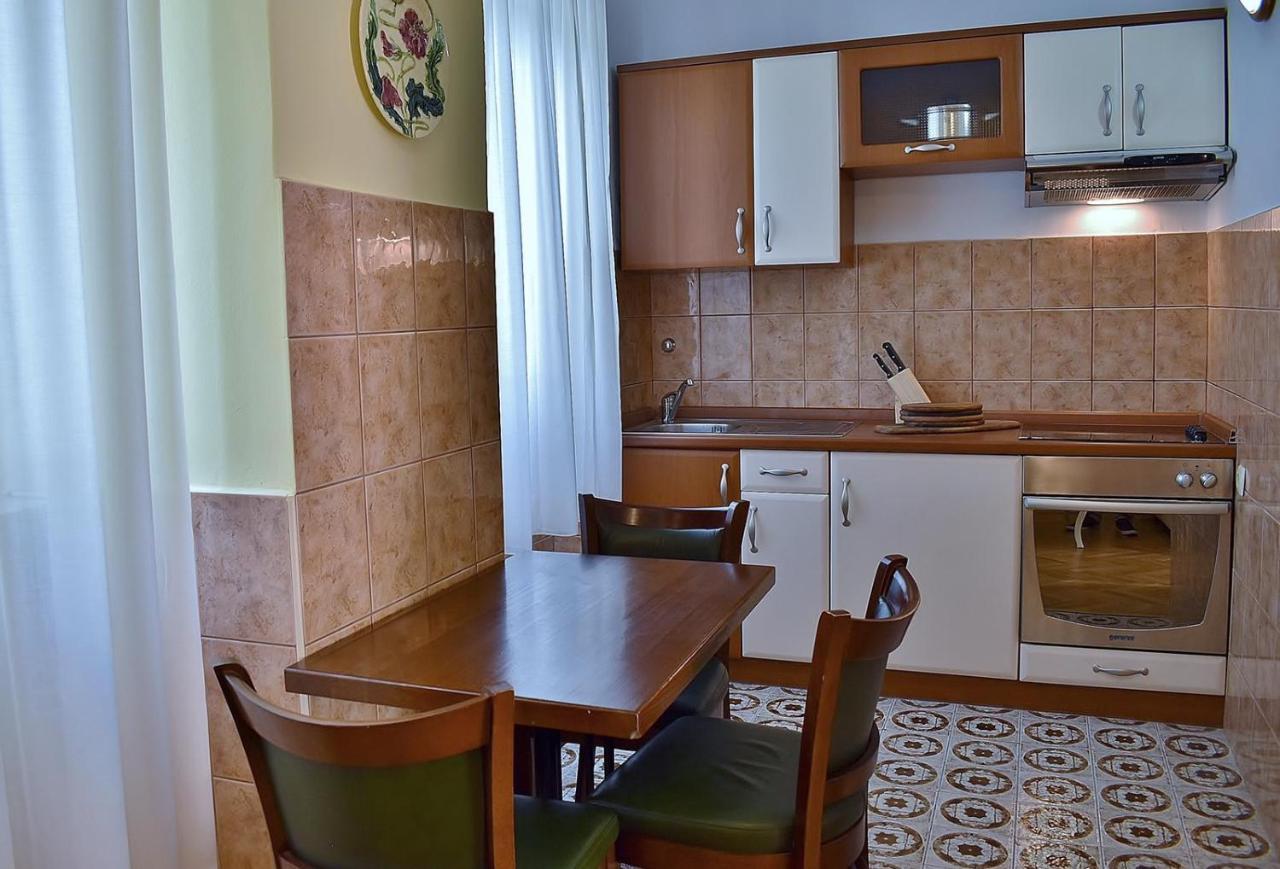 Apartment Palace راب المظهر الخارجي الصورة